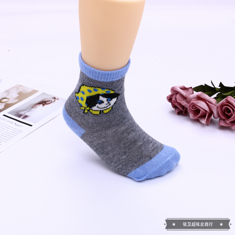 Calcetines stand una pieza de reemplazo de pelo colorido mezcla de colores para hombres y niñas niños calcetines de algodón ligeros para primavera y otoño cómodos y transpirables medias fábrica venta directa de una pieza de reemplazo de cabello Specification image