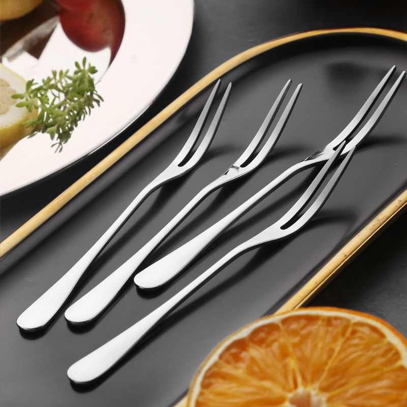 Korean-style tableware set, stainless steel Western cuisine two-toothed fruit fork, dessert fork, travel student portable set, family set Specification image