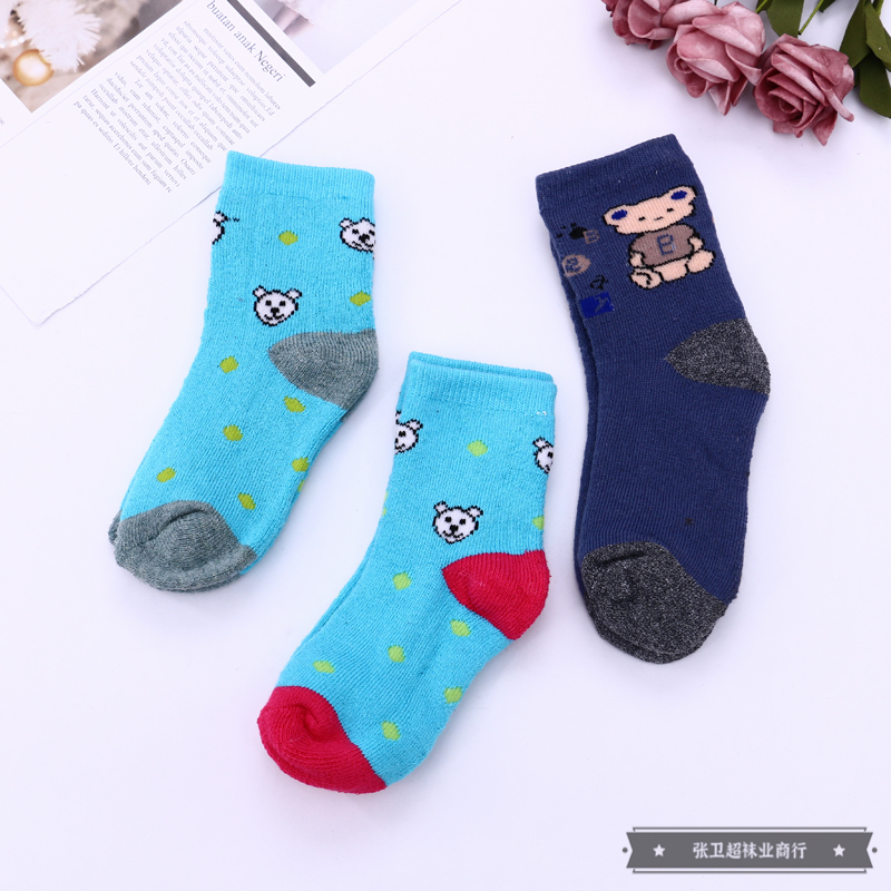 Factory direct sales of colorful cartoon children's socks, cotton socks, bear pattern decoration, cute foreign trade children's socks Item Picture