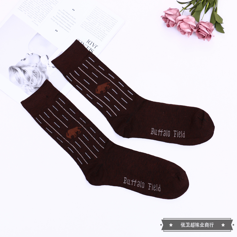 Mixed-color packaging men's dark-toned long cotton socks are suitable for both business and casual occasions. Factory direct sales details Picture