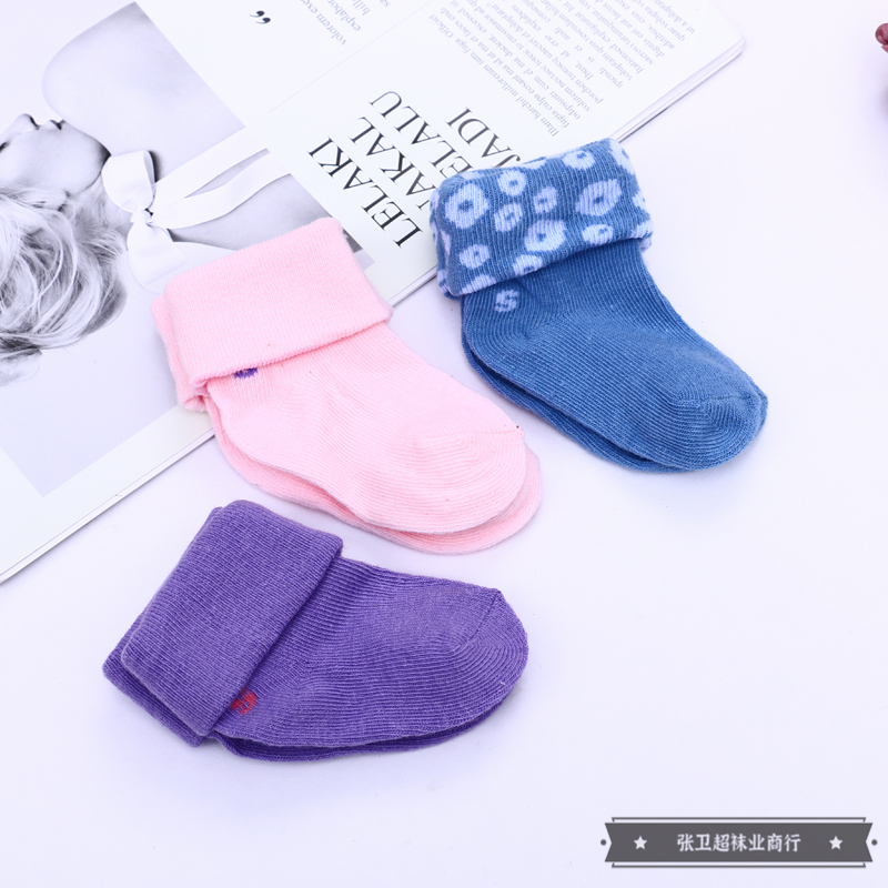 Factory direct sales of lightweight long socks for boys, girls and children. Summer cotton socks are comfortable, breathable and multi-color anti-slip cotton socks Item Picture