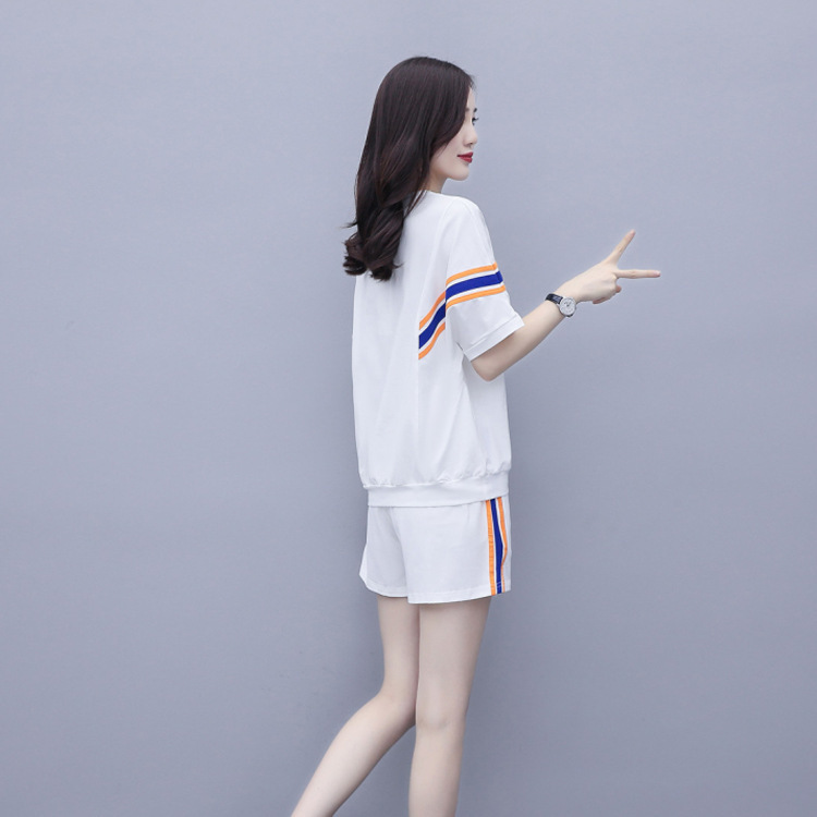 Mosquito-proof suit, women's bat sleeve, European Station summer sports suit, striped casual loose short-sleeved and short-shorts two-piece set Specification image