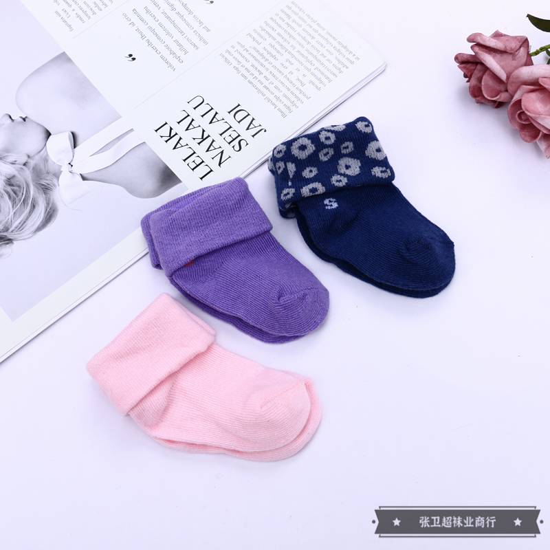 Factory direct sales of lightweight long socks for boys, girls and children. Summer cotton socks are comfortable, breathable and multi-color anti-slip cotton socks details Picture
