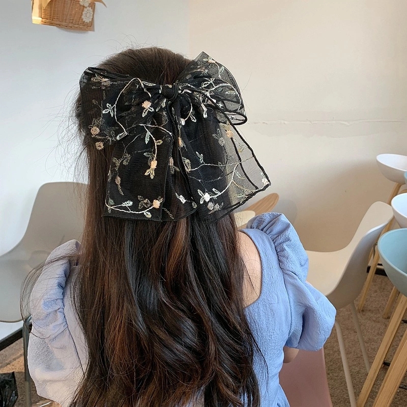 Japanese and Korean Instagram girls' super fairy-like big bow hair clips, lace hair bands, versatile hair clips, headwear and hair accessories Application Scenario