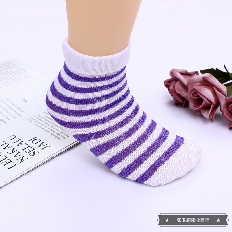 Mixed-color striped patterned thin breathable short socks for spring and summer, breathable and comfortable short baby socks for boys and girls aged 0-8 Application Scenario