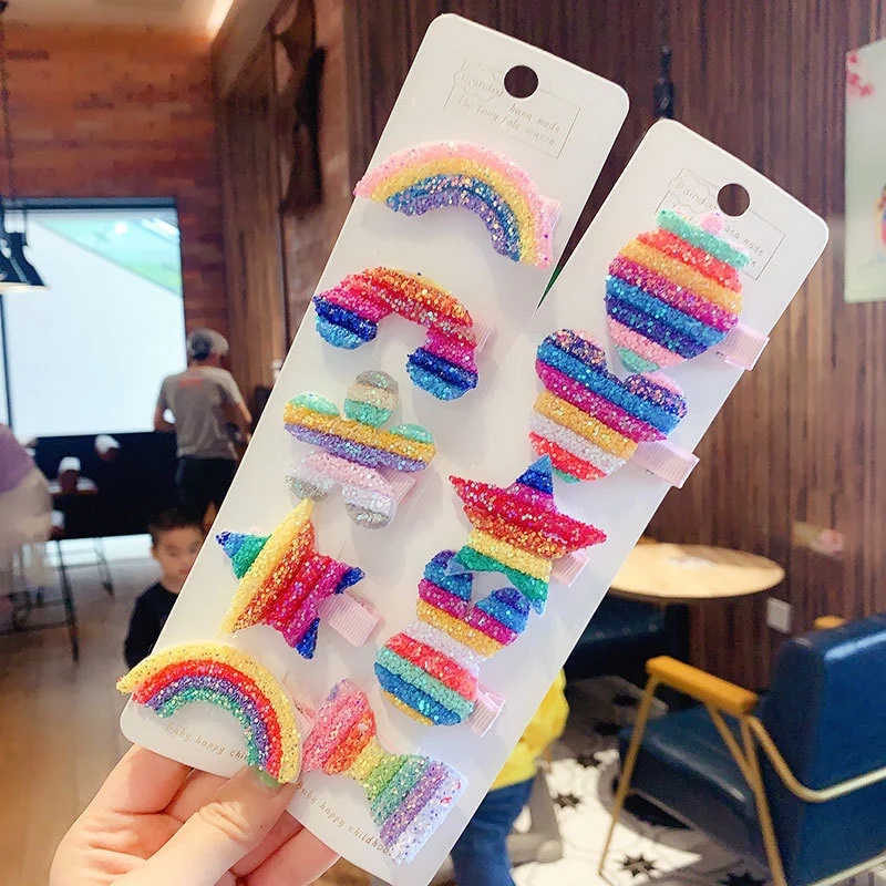 The 2022 Rainbow heart-shaped hairpin, a fresh and colorful hairpin headwear for children, and a bangs clip are selling well at street stalls details Picture
