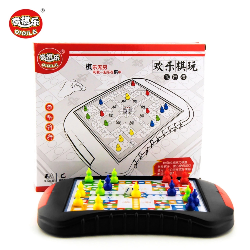 Children's Chinese chess, magnetic checkers, Gobang, small drawer-style flying chess, educational tabletop games, board toys Application Scenario