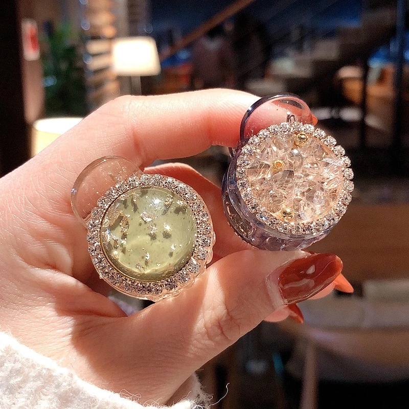 Nanruisen's dreamy, colorful glass foil grab clip, a fresh and innocent crystal hair clip for girls, a Korean princess hair clip Item Picture