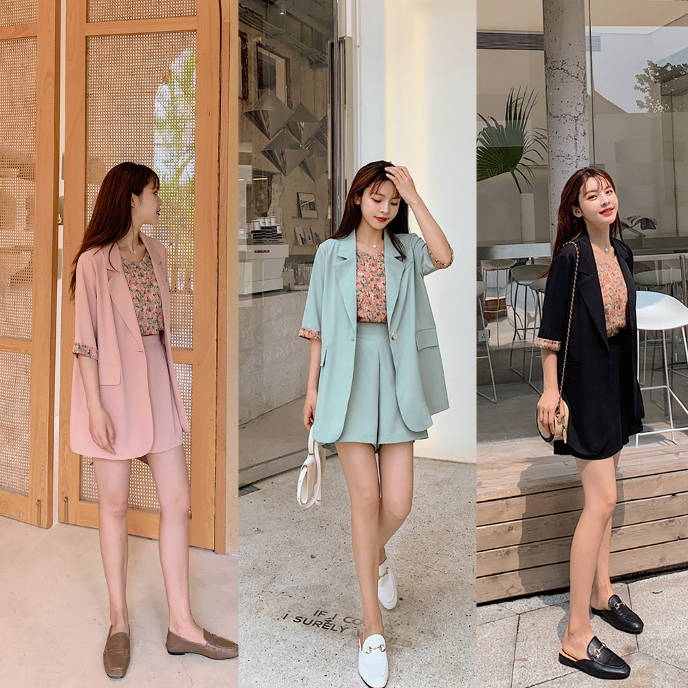 Real shot # Xiaohua Halter Suit Three-piece Set 2020 New Casual and Fashionable Best Friend Shorts Set for women