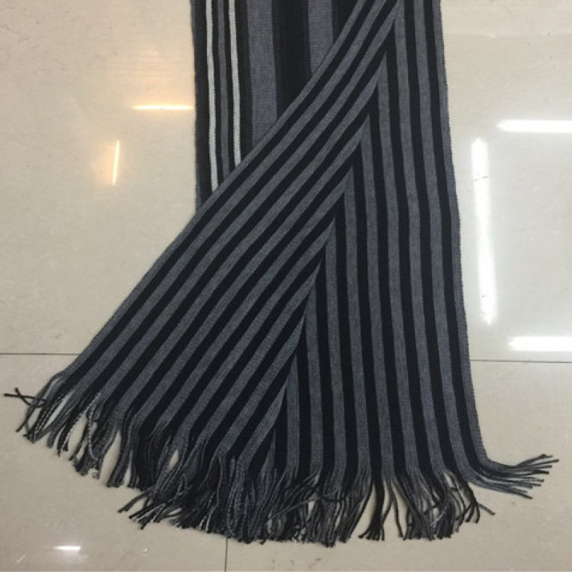 围巾白底实物图