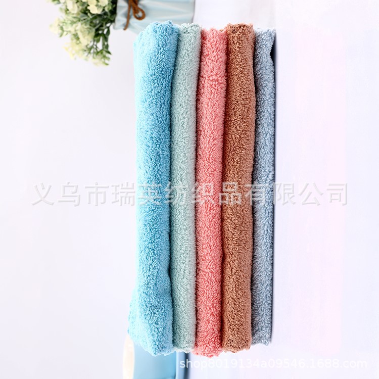 针棉织品白底实物图