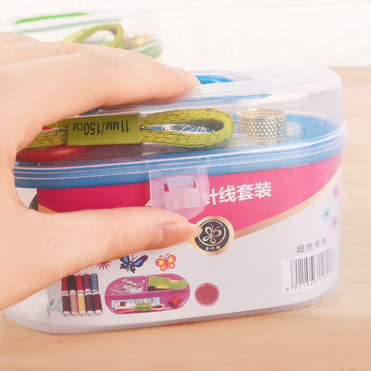 Household Small Treasure Box Multi-Functional Hand-Held Sewing Box Sewing Sewing Portable Finishing 8-Piece Sewing Kit Application Scenario