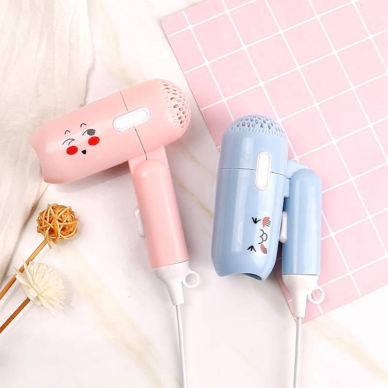 Cute cartoon mini hair dryer, student dormitory hair dryer, foldable portable home cold and hot air blower Application Scenario
