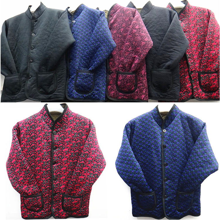 Wholesale of women's cotton-padded jackets for middle-aged and elderly people in autumn and winter, thickened with fleece, large-sized cotton-padded clothes for mothers, and warm cotton-padded jackets with fleece