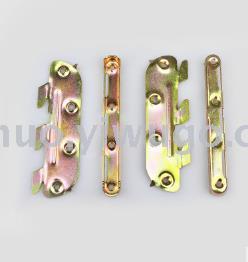 Venta directa de fábrica hardware mejoras para el hogar materiales de construcción accesorios piezas de conexión tornillo cama colgante cama de cadena esquina bisagra de hierro Item Picture