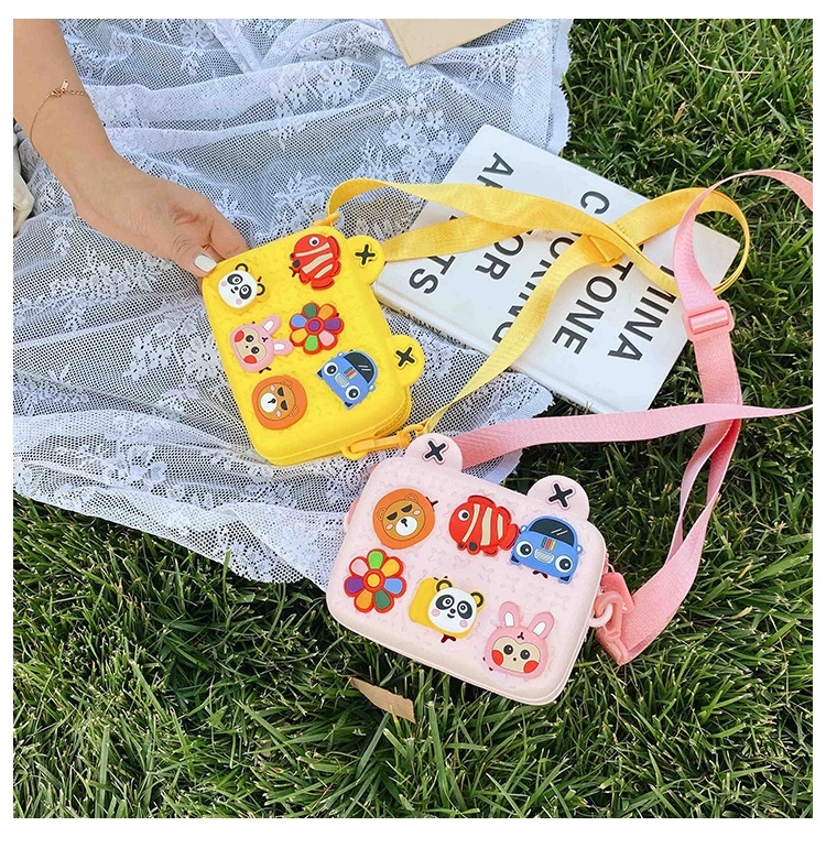 2022 New Style Mengkachu Korean version silicone children's Bag, Summer cute cartoon square bag, single-shoulder crossbody bag for girls Item Picture