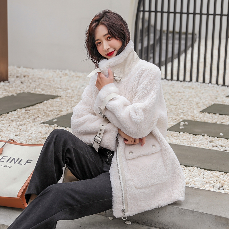 Hardworking sheepskin cut fur coat for women, composite fur and grain lambskin fur coat Specification image
