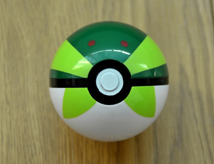 Poke Ball dolls, pocket Poke balls, children's toys, and plastic balls are selling well at street stalls Application Scenario