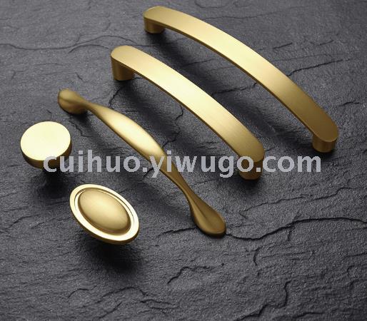 High-end kitchen cabinets, wardrobes, wine cabinets, drawer handles, copper color, gold, champagne small handles, modern and simple Application Scenario