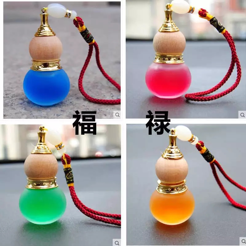 Fulu Perfume Car Creative Gourd Pendant, Car perfume gourd, Creative Interior Decoration, Aromatherapy Gourd Pendant Application Scenario