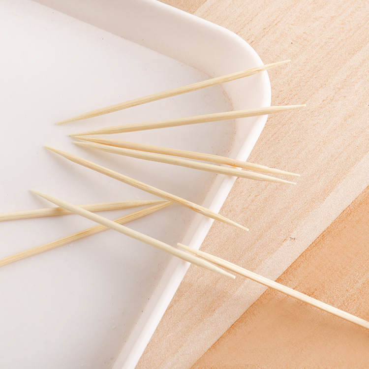 Hotels, restaurants, eateries, disposable toothpick manufacturers, natural and environmentally friendly bamboo double-ended toothpicks, fine toothpicks Application Scenario