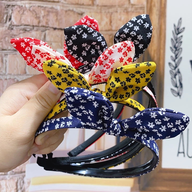 The Korean forest style fabric rabbit ears Zou Ju face wash hair band is a versatile outdoor headwear for girls. The hair clip and headband are selling well Application Scenario