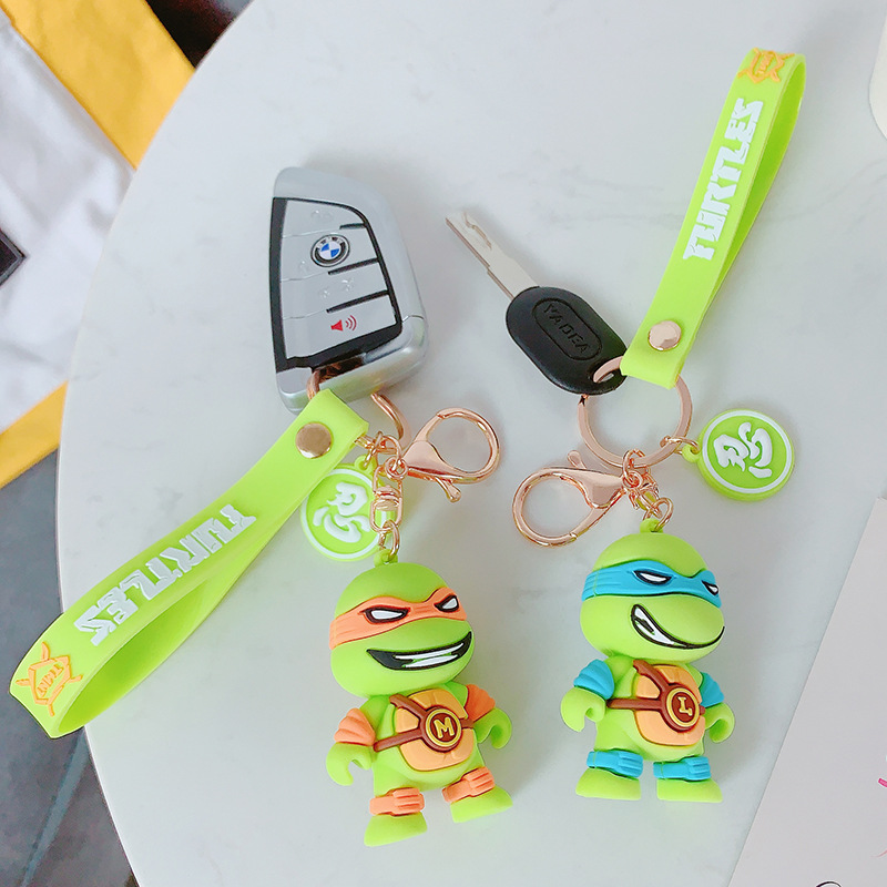 Cartoon Teenage Mutant Ninja Turtles figurine pendant, men's and women's bag pendant, car key chain, personalized key chain, anime small gift Application Scenario
