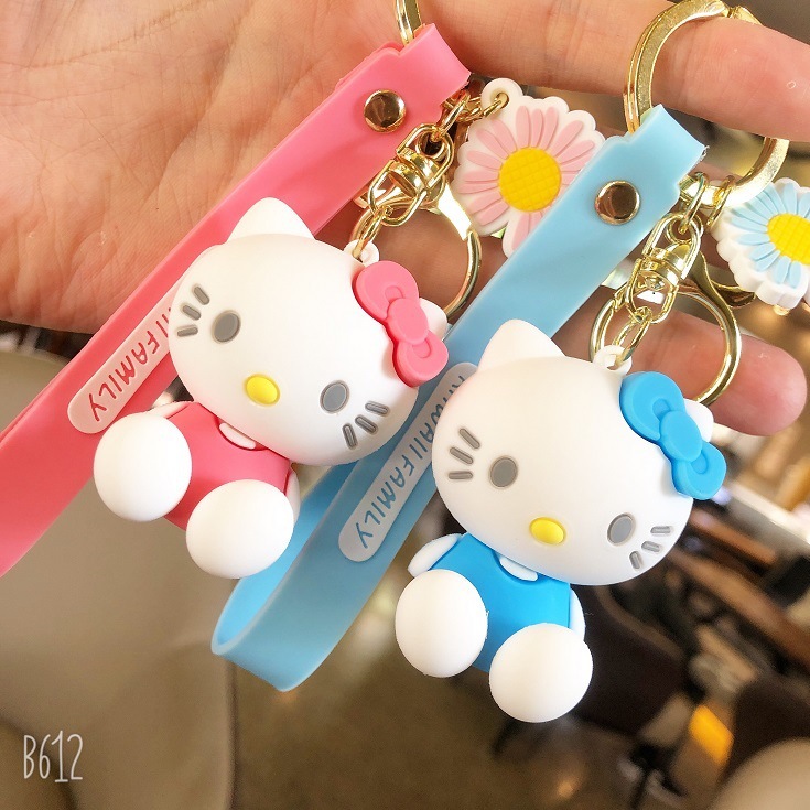 KT Kitty keychains, cartoon car pendants, creative and cute couple bags, key chains, gifts wholesale