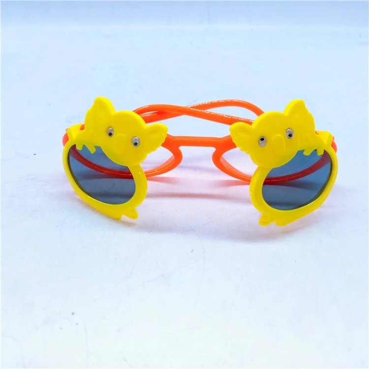New children's sunglasses, double-layered glasses, flip glasses and many other random shipping gifts are selling well at the gift stall Specification drawing