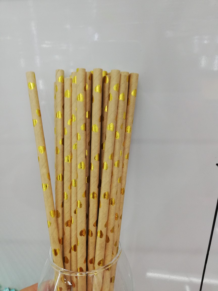 Paper Straw Creative Valentine's Day Hot Stamping Film Application Scenario