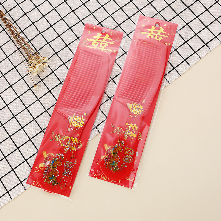Wedding wedding red happy comb wedding supplies plastic comb bride dowry bright red comb