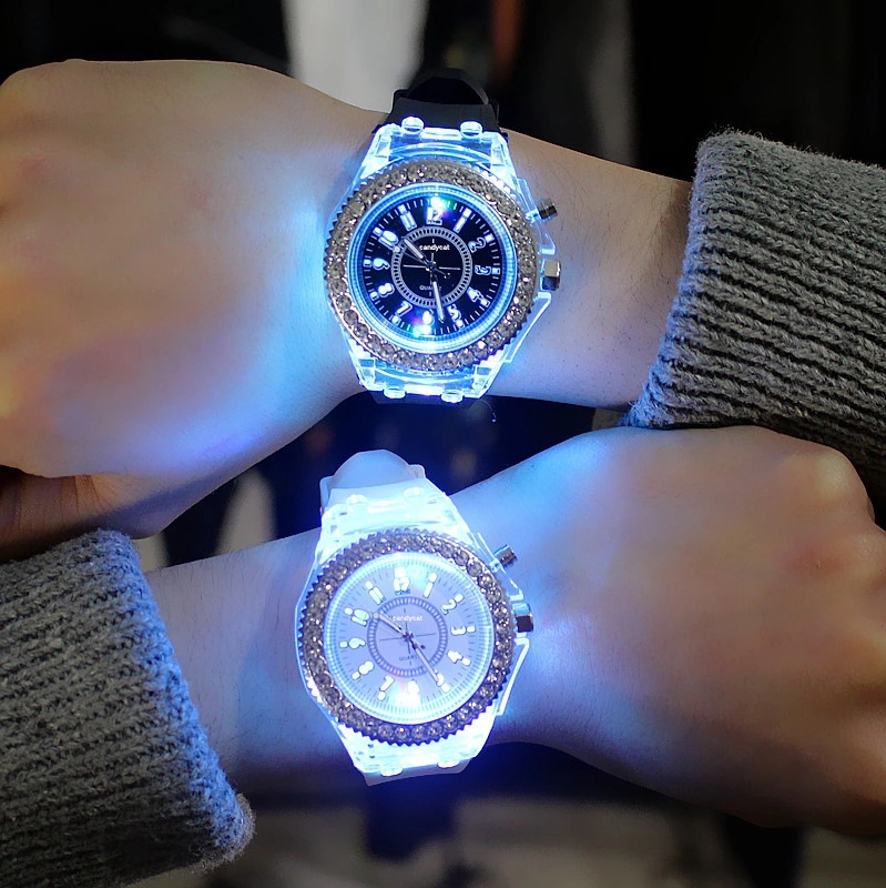 Wholesale of cross-border luminous LED electronic watches, new luminous watches for middle school students' fashion watches details Picture