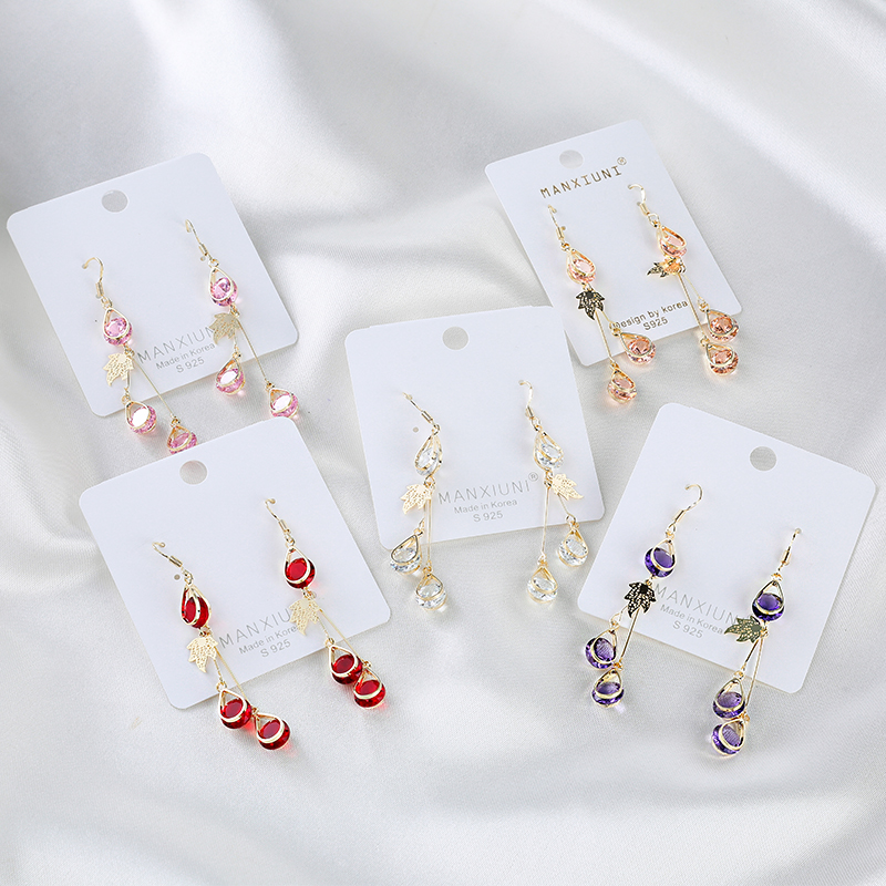 曼休妮长款枫叶水滴耳环韩版显瘦脸耳饰品厂家直销批发耳坠925银针耳钉