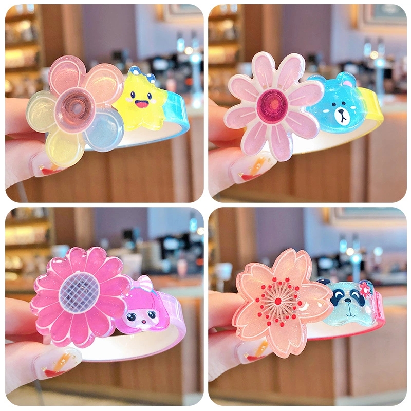 Cute cartoon flower rotatable children's wristbands and bracelets, baby jewelry, creative small gifts, toys, plastic bracelets details Picture