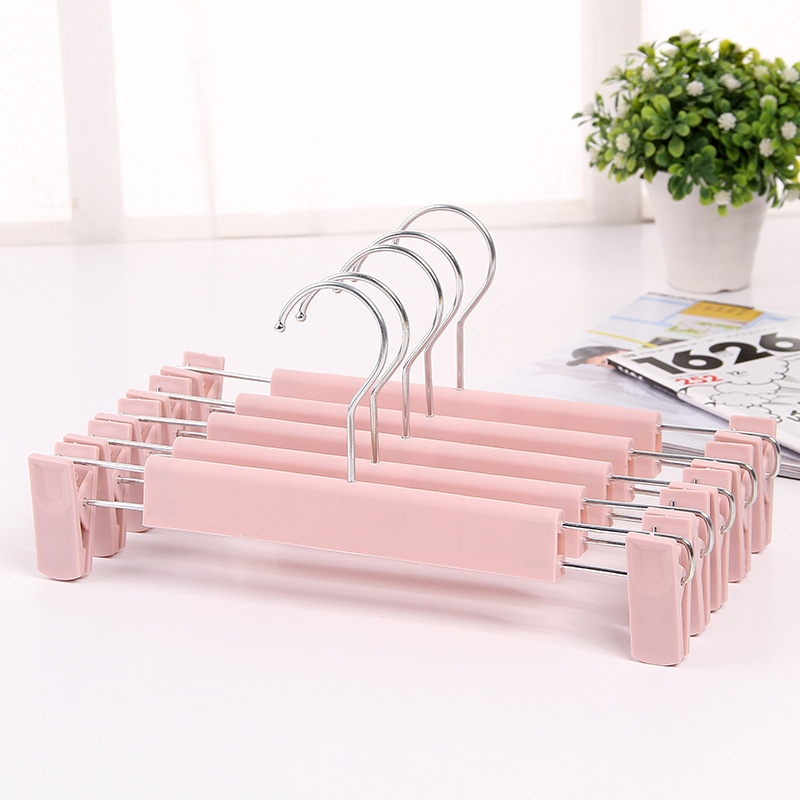 Wholesale of best-selling anti-slip colored plastic frosted clothes drying racks and trouser racks from the manufacturer, with extendable trouser clips Specification image