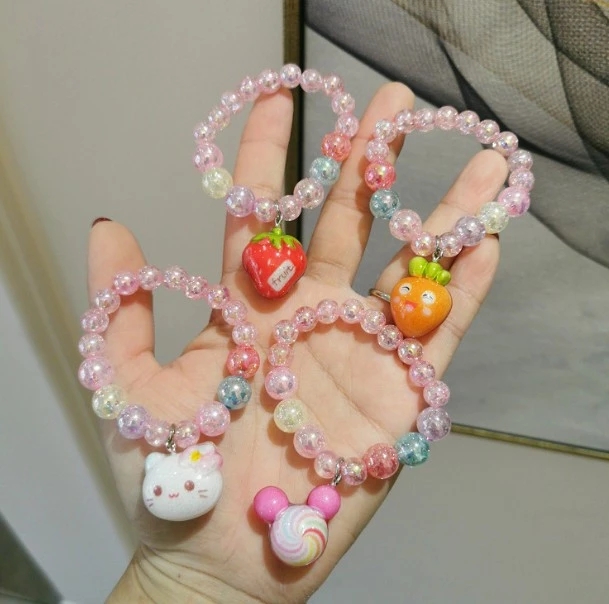 Children's Day cartoon bracelets for girls, plastic toys for girls, princess accessories, baby bracelets Item Picture