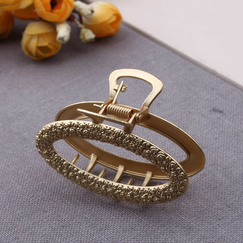 Pudding Station Simple metal medium and small-sized hair clips, back head clips, women's versatile top clips, hair clips, headwear clips details Picture