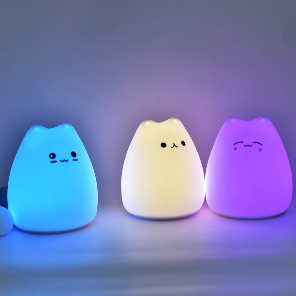 Creative cute cat silicone lamp, seven-color color-changing stress-relieving LED table lamp, children's atmosphere romantic night light gift h full figure