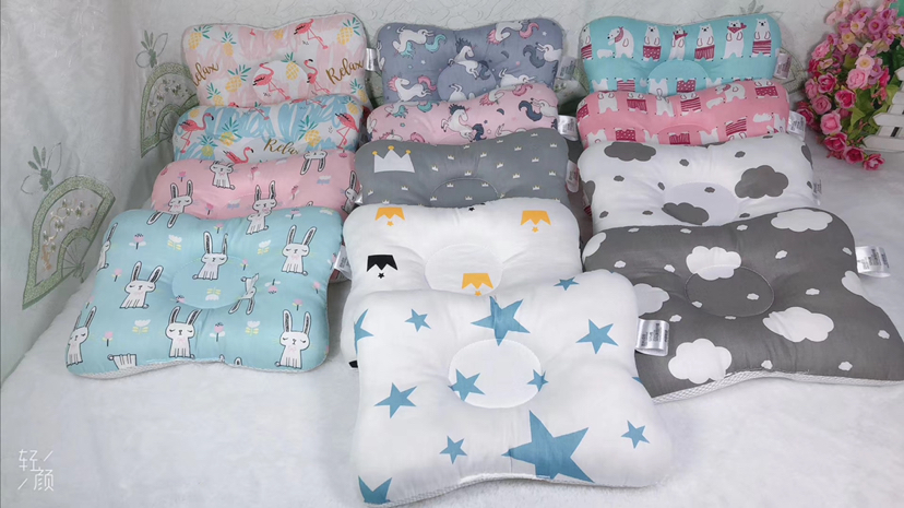Baby cartoon styling pillow