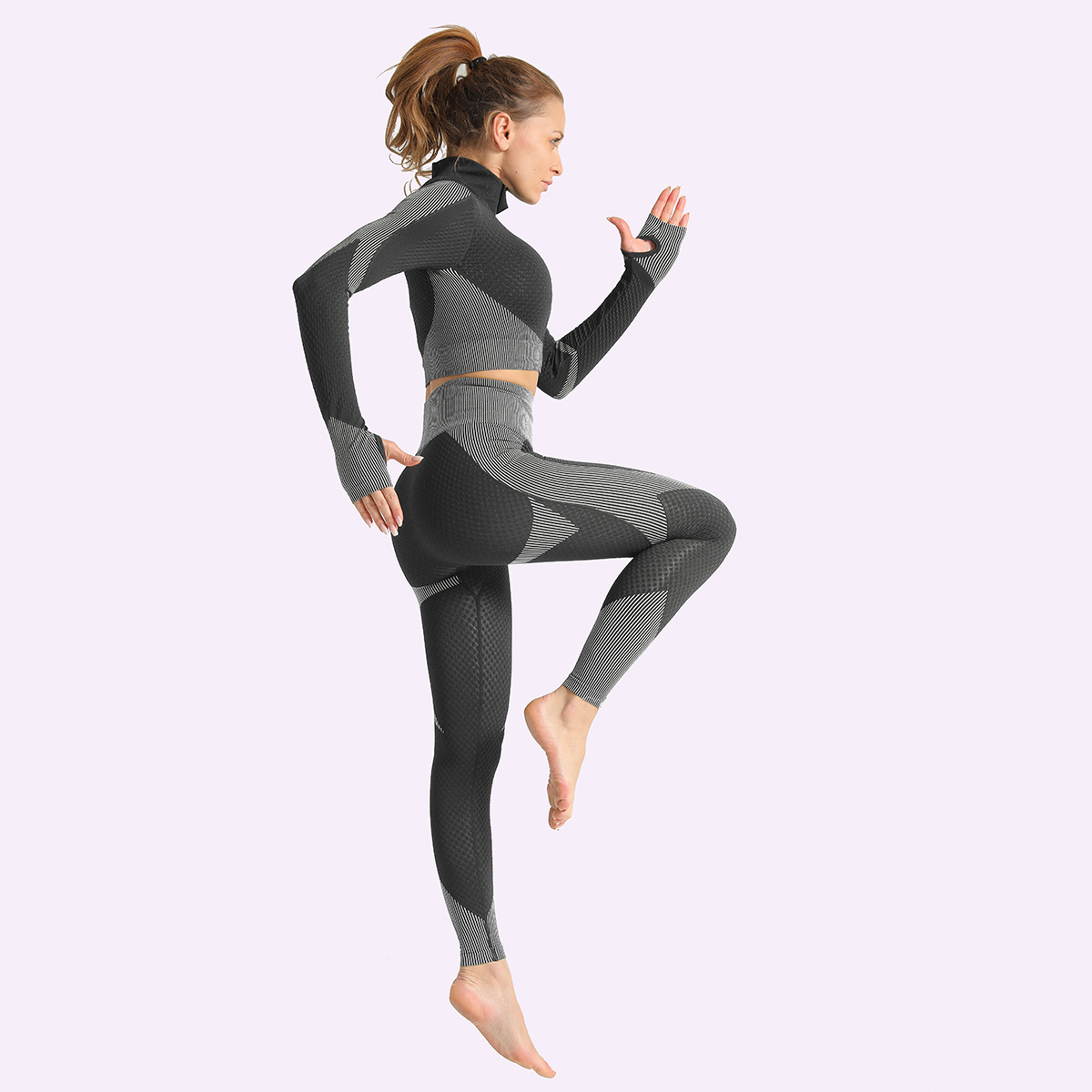 Cross-border European and American jacquard seamless zipper yoga wear set, women's knitted hip-lifting elastic fitness pants, sports yoga wear Application Scenario