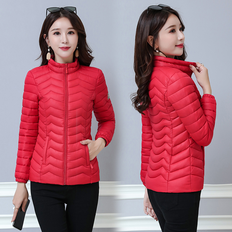 Shiny down cotton cotton-padded jacket for women in 2020 winter, new style of Korean-style bread coat, stand-up collar cotton-padded jacket, women's cotton-padded jacket Item Picture