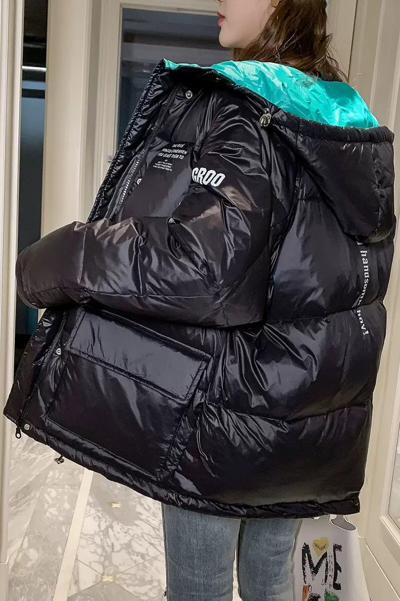 معطفاً قطنية قصيرة لثوب الطلاب الجديد المتحرر من الثوب الشتوي المقوى المقوى في عام 2020. Item Picture