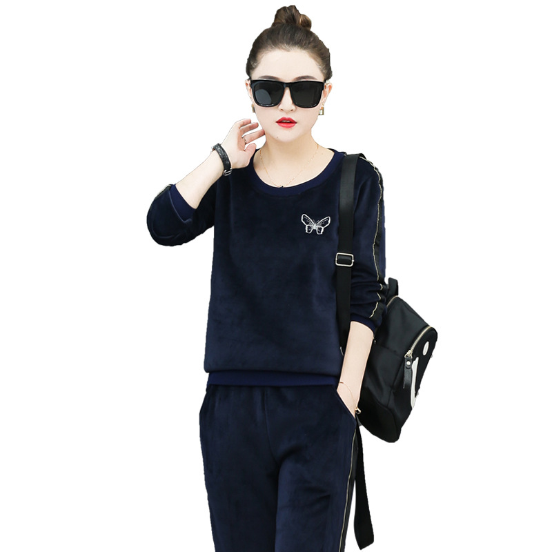 The 2020 spring and winter new fashion set of women's plus-size sweatshirt and casual sport set from Velvet is a trendy two-piece set Item Picture