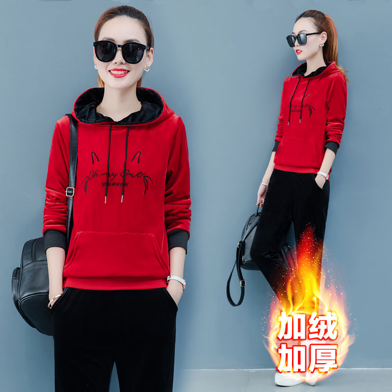 Winter sportswear set for women, a trendy and fashionable 2020 new Korean-style women's casual two-piece outfit details Picture