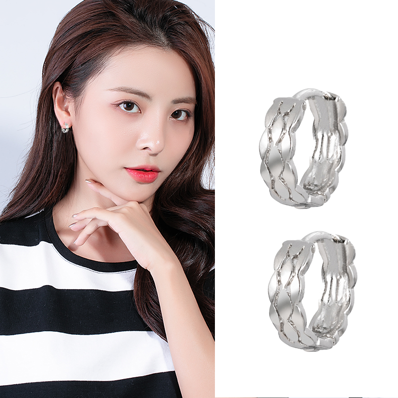 曼休妮小耳圈耳扣质感925情侣小耳圈气质耳环网红厂家直销批发耳坠新款