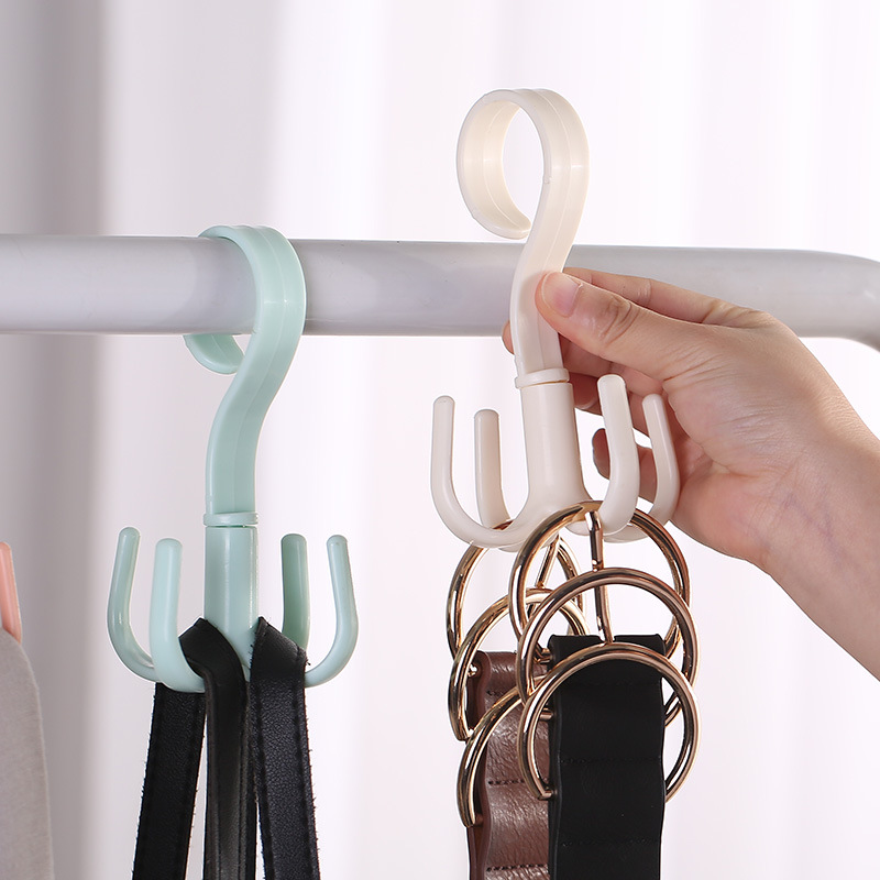 Bag rack, women's bag 4-claw hook, bag hook, school bag, wardrobe storage rack, multi-functional rotating storage rack, S-shaped Application Scenario