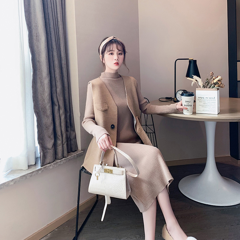 冬季小个子秋装搭配显高毛线马甲两件套时髦小香风气质套装潮