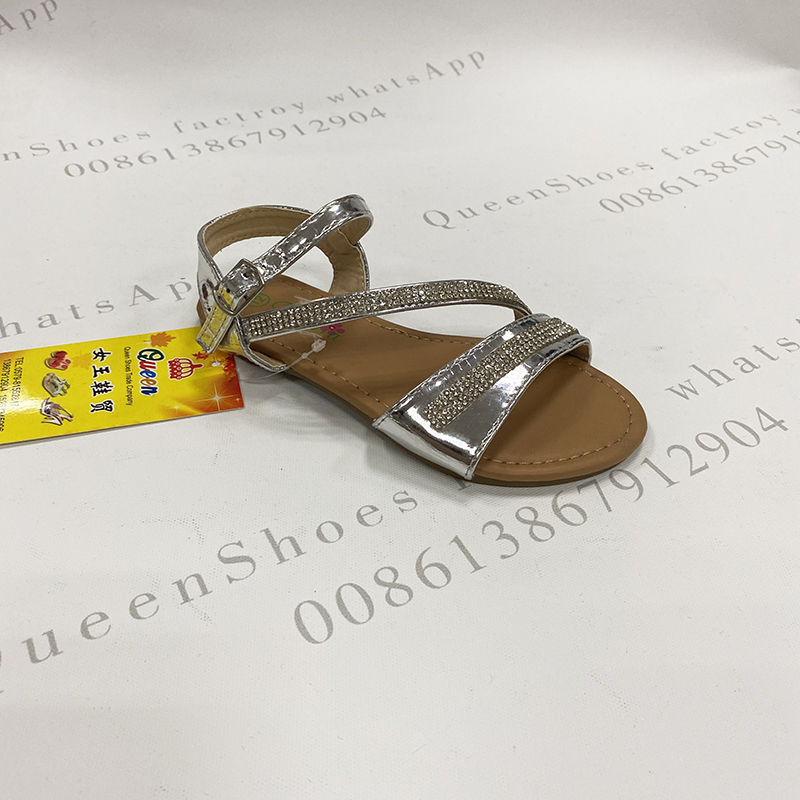 sandals 现货水钻女童凉鞋金属面料单色平底儿童鞋夏季外穿女凉