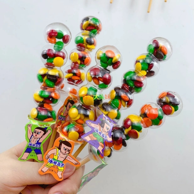 Hao Yida's sugar-coated haws, sugar-coated haws, chocolate candies, chocolate beans, candies and snacks are selling well at the street stall Application Scenario