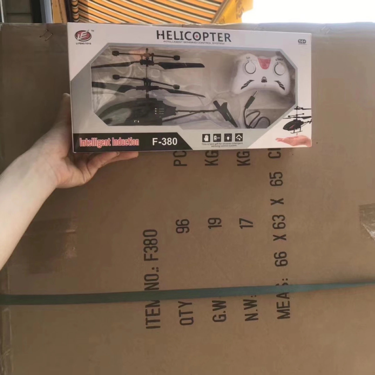 F380 with remote control, induction and remote control aircraft mixed assembly, good quality, low price, new bestseller, claw machine toy h Application Scenario